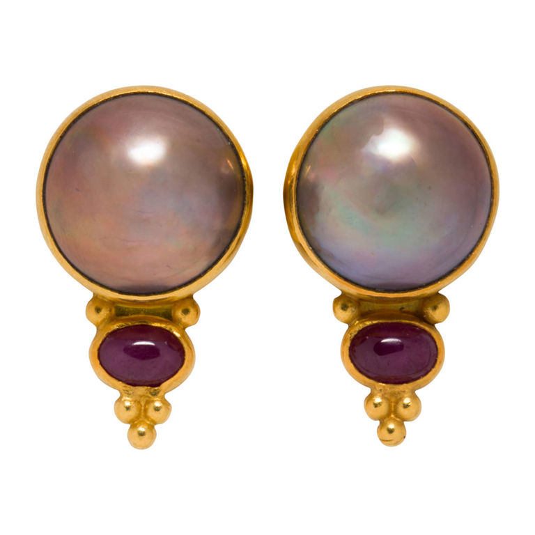 22k gold earrings with Mabe pearl and ruby