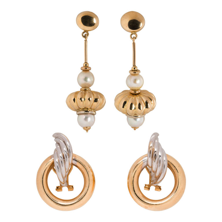 Two pairs of 14k gold earrings