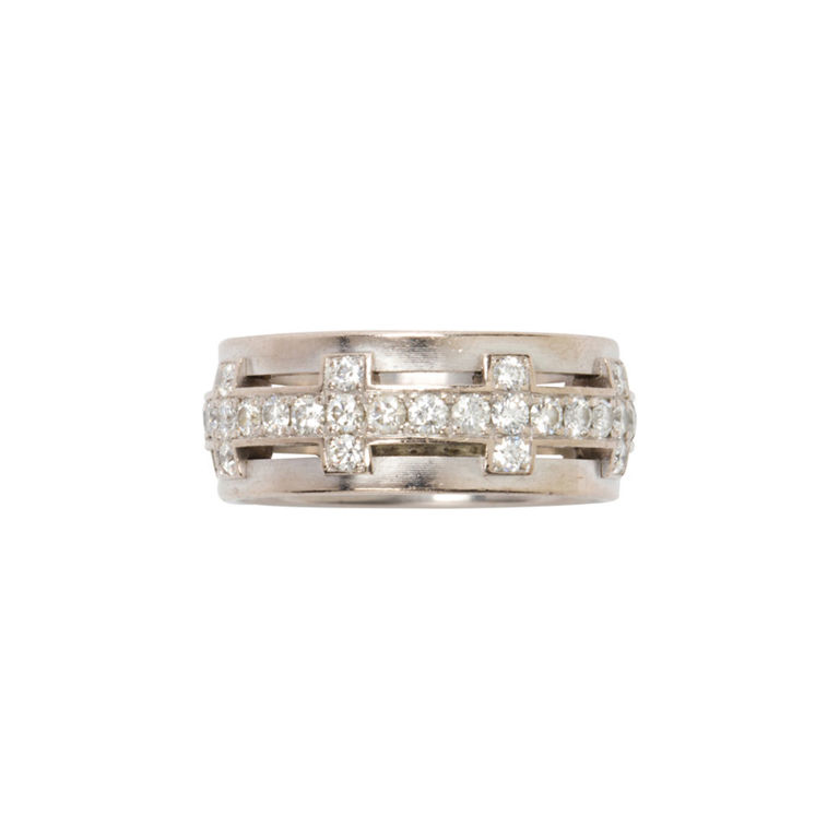 18k white gold diamond eternity ring