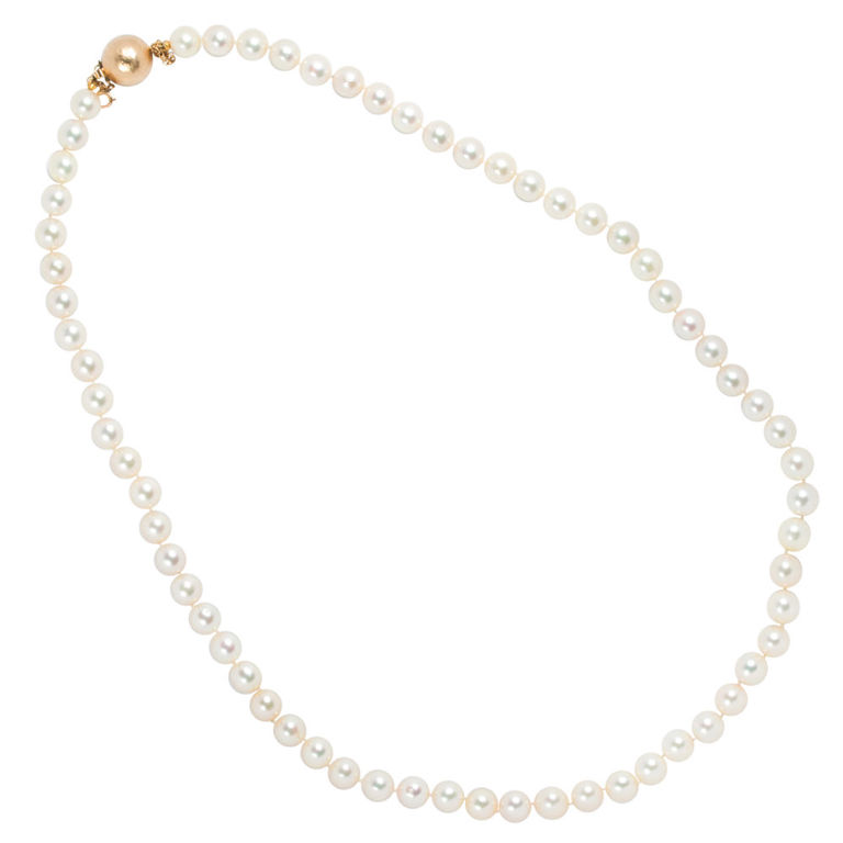 A Pearl Necklace
