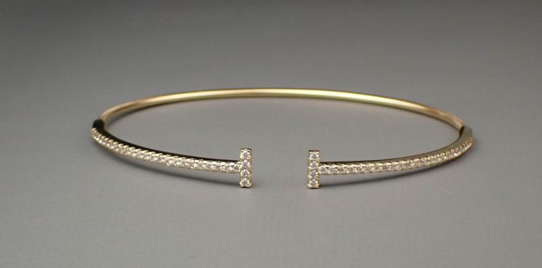Diamond and 14k yellow gold T-bar bracelet