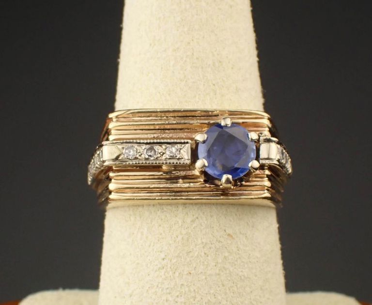 Sapphire, diamond and 14k gold ring