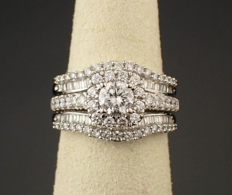 Diamond and 14k white gold wedding set