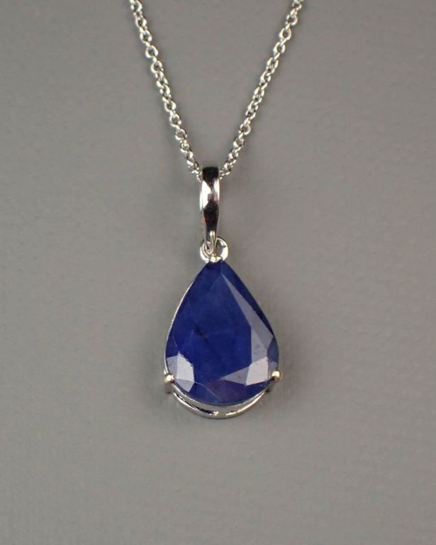 Sapphire and 14k white gold pendant necklace