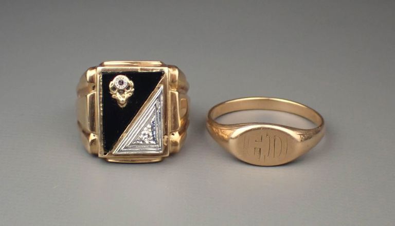 Two men's vintage 10k yellow gold rings