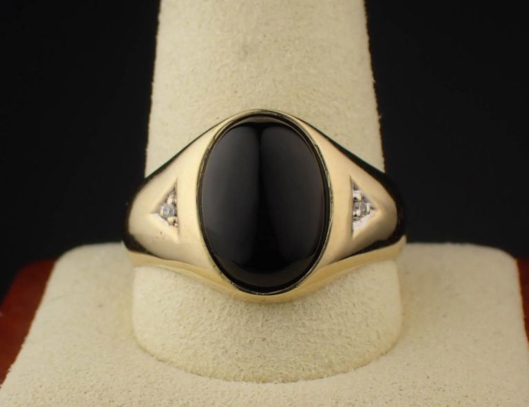 Men's 10k yellow gold black onyx and diamond ring