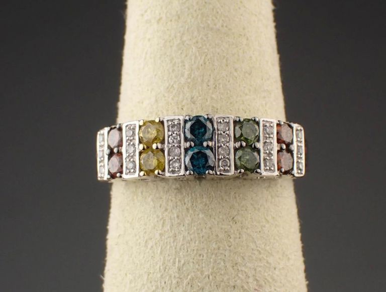 10k white gold diamond ring
