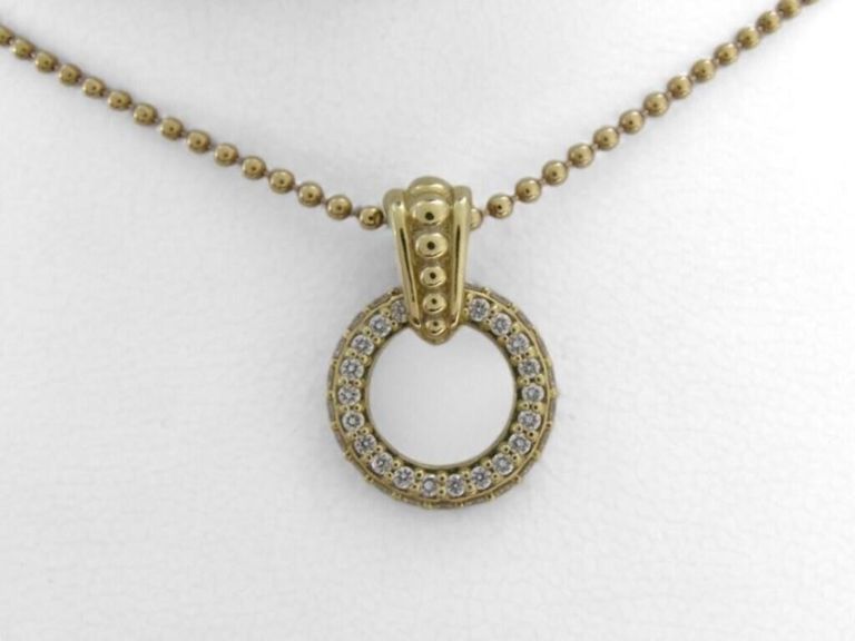 18k gold diamond circle pendant with chain
