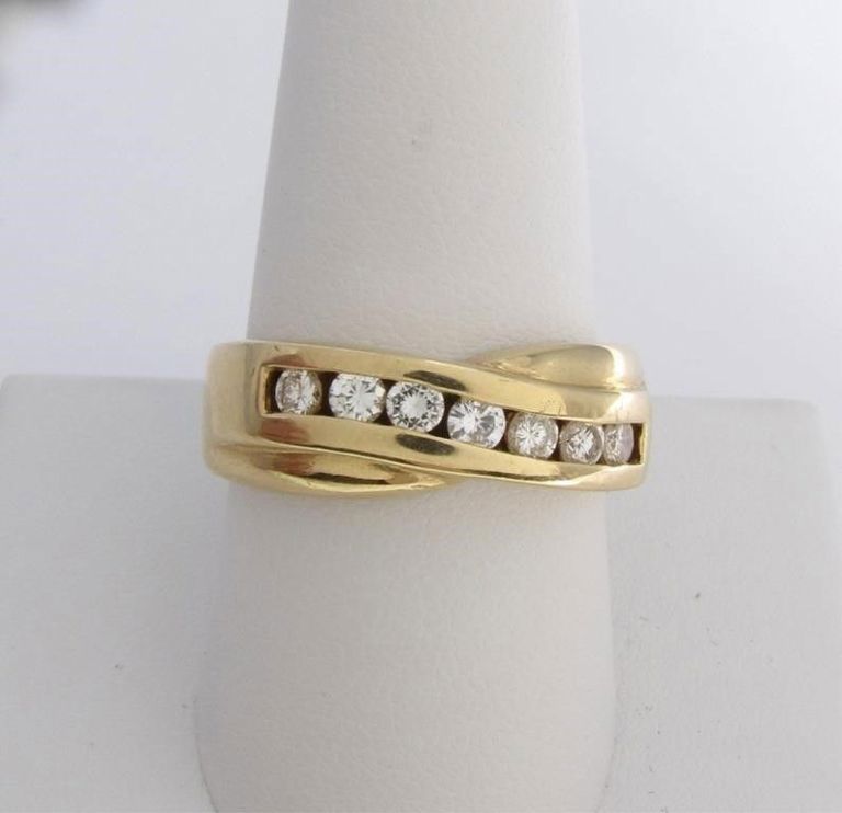 14k gold gent's diamond ring