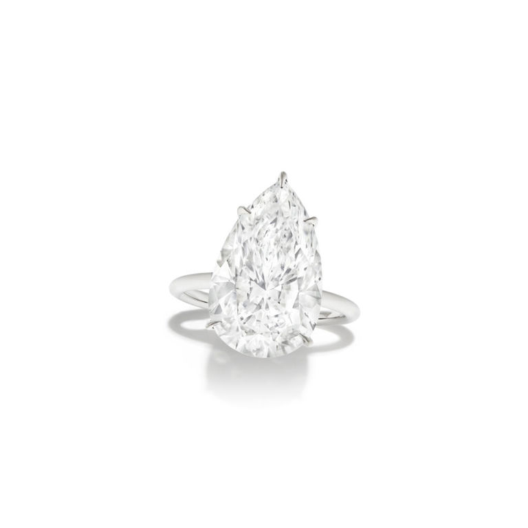 18k white gold diamond ring