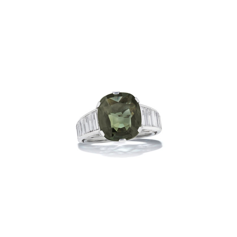 Platinum alexandrite and diamond ring
