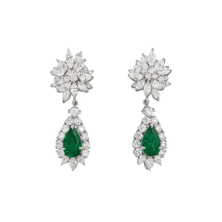 18k white gold emerald and diamond earrings