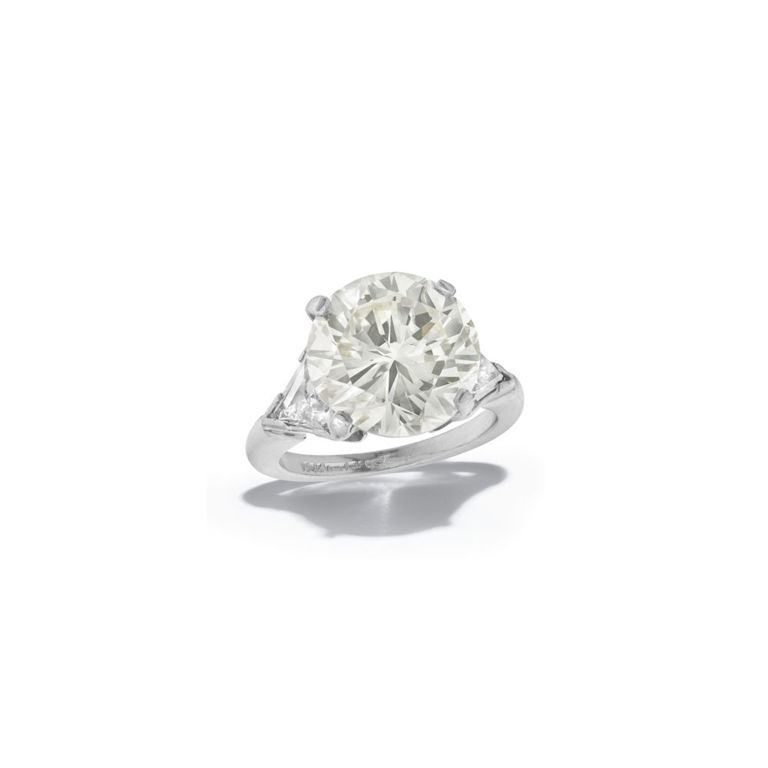 Platinum diamond ring