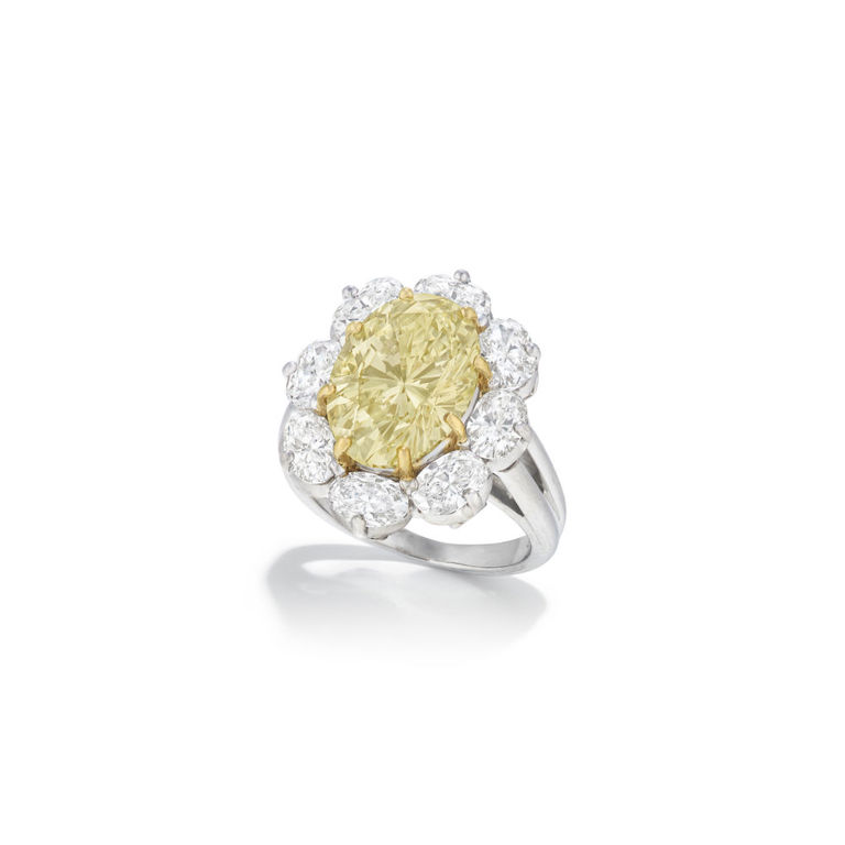 Platinum and yellow gold diamond ring