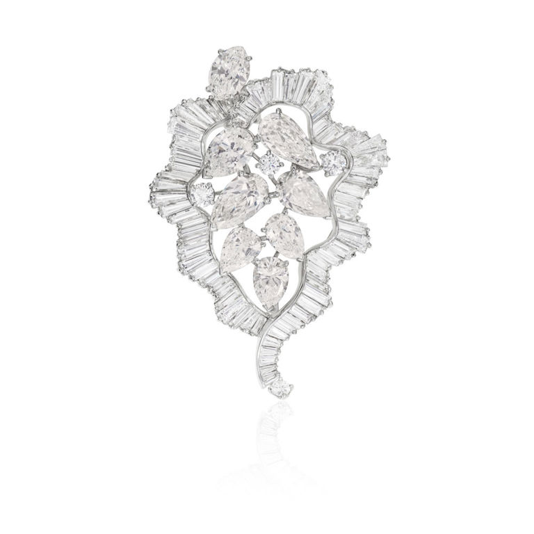 Platinum diamond pendant-brooch