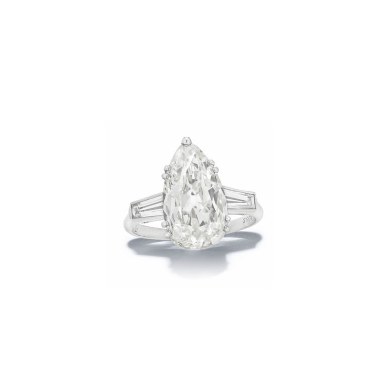 Platinum diamond ring