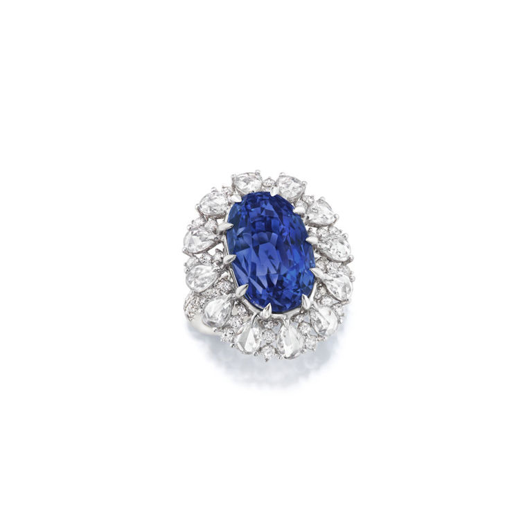 18k white gold sapphire and diamond ring