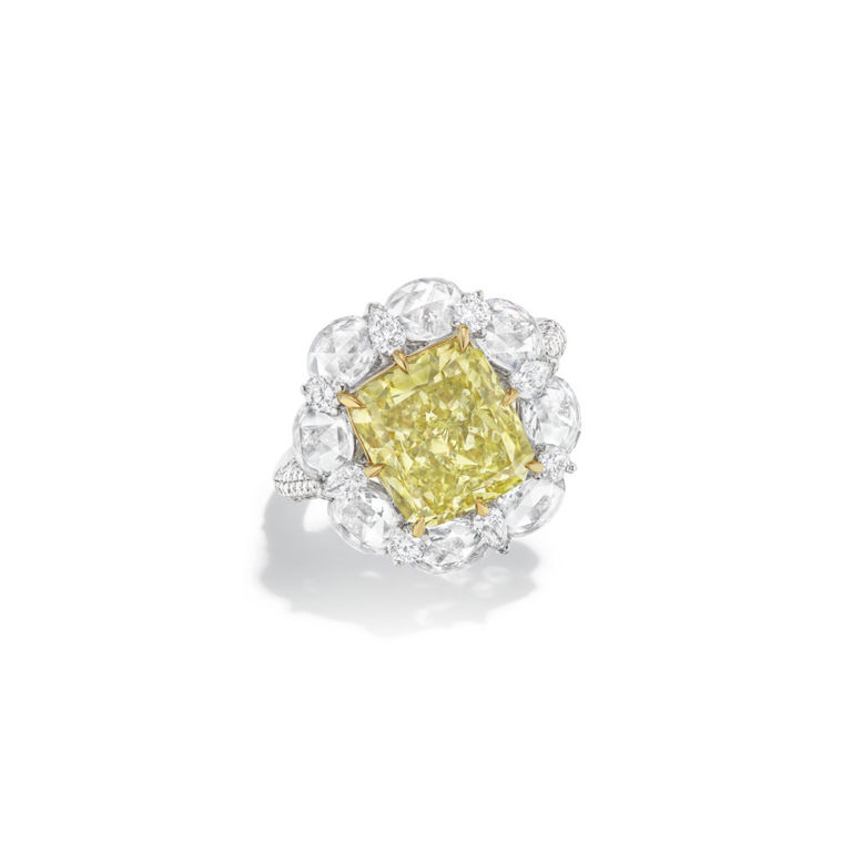18k white gold diamond ring