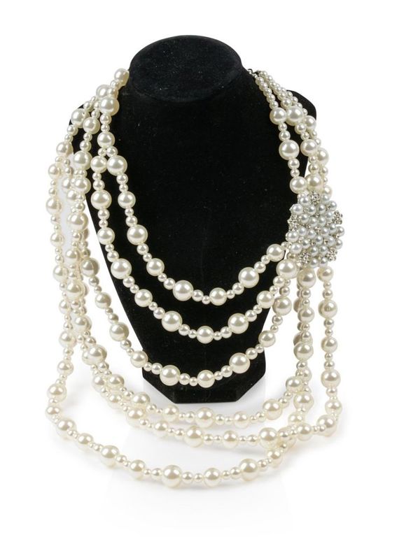 Oscar De La Renta faux pearl necklace