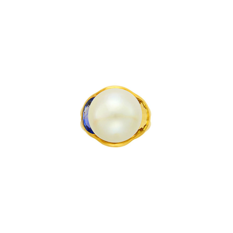 18k gold South Sea pearl sapphire ring