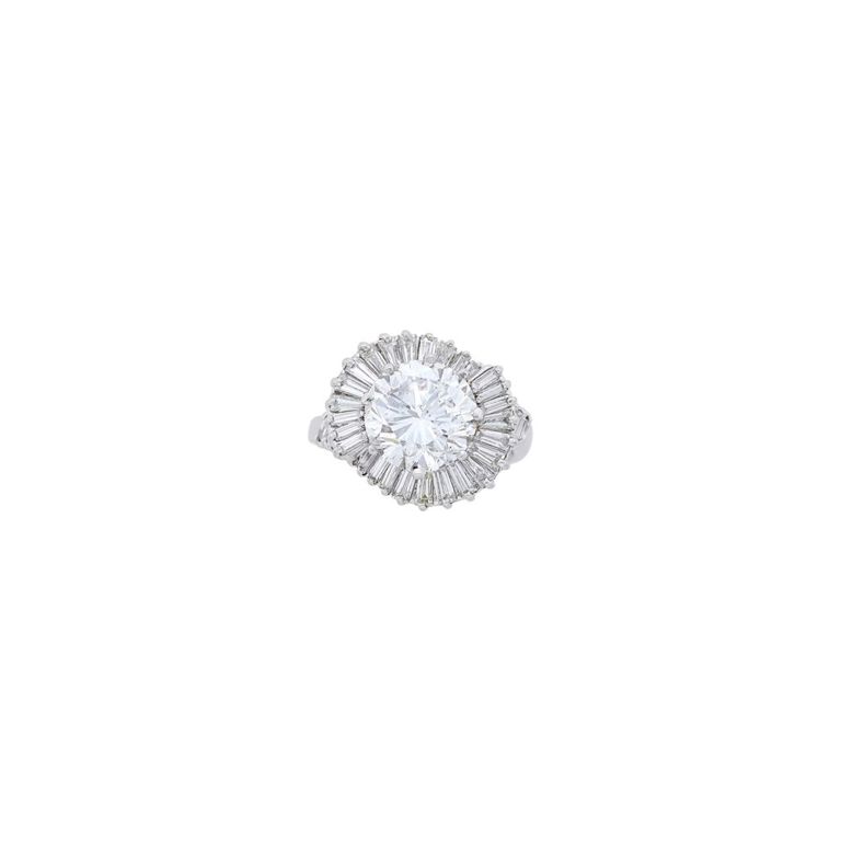Platinum ring with diamond