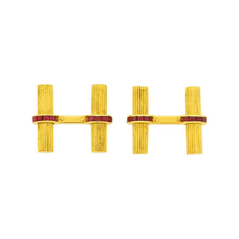 18k gold Van Cleef & Arpels ruby cufflinks