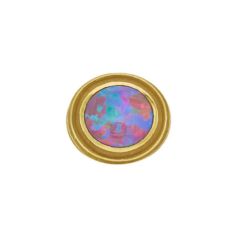 18k gold ring with opal