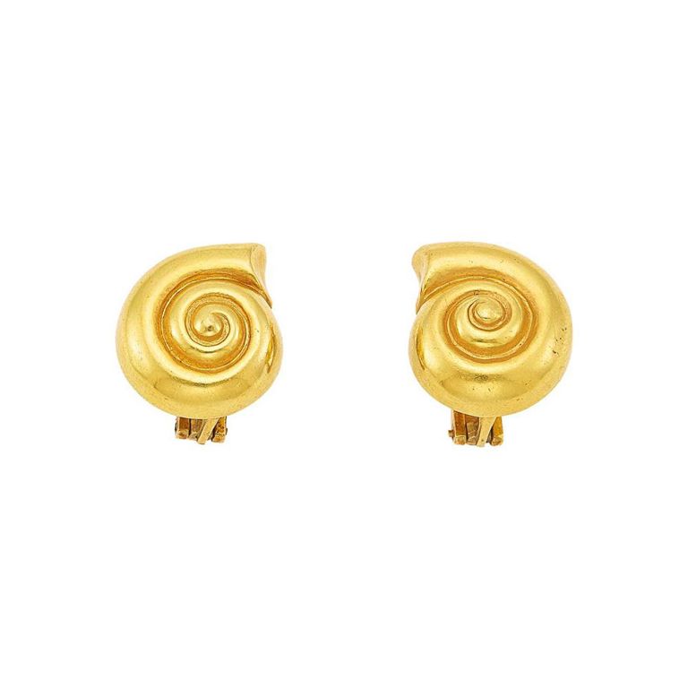 Ilias Lalaounis gold shell earclips