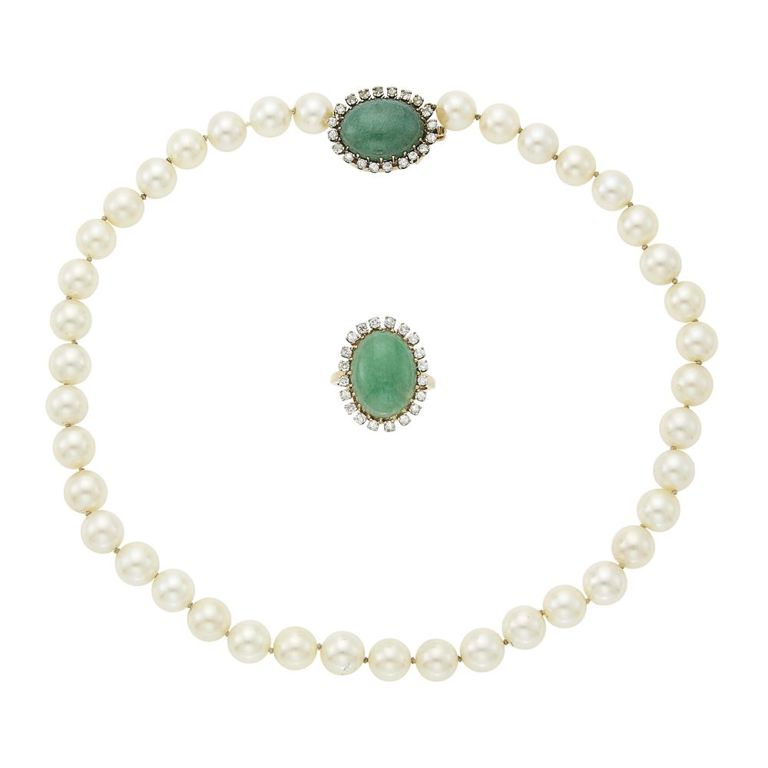 Cultured pearl necklace with gold, jade and diamond clasp and ring