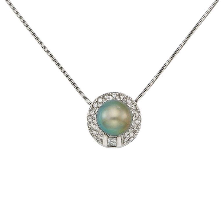 14k white gold Tahitian cultured pearl and diamond pendant necklace