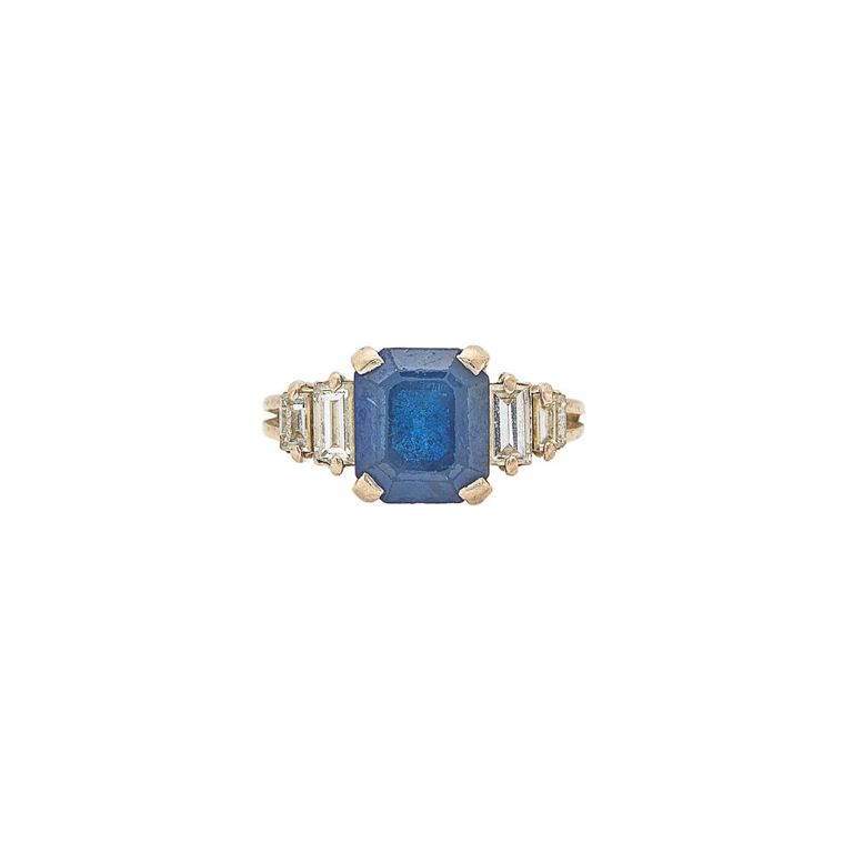 White gold sapphire and diamond ring