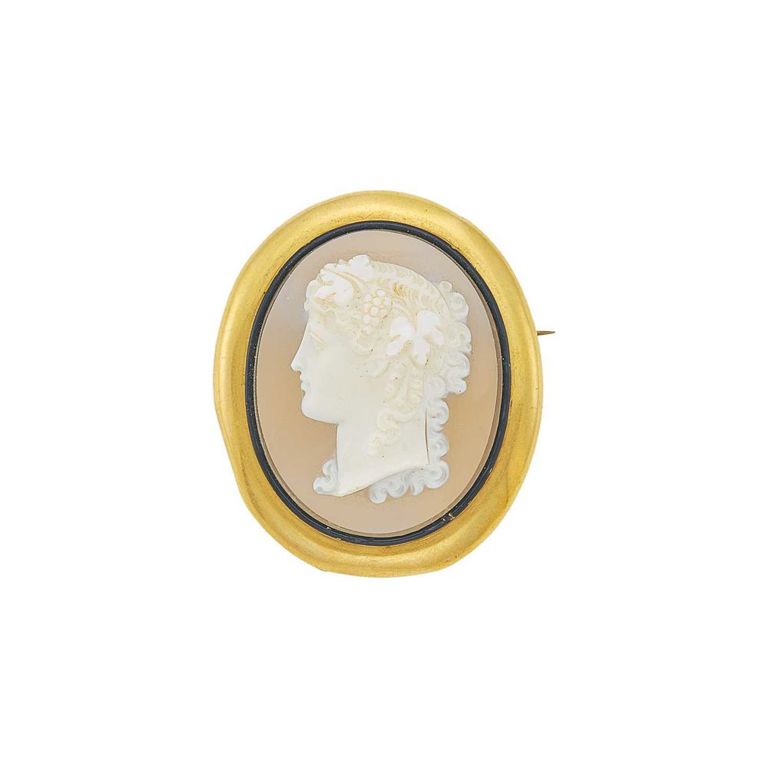 18k gold agate cameo and black enamel brooch