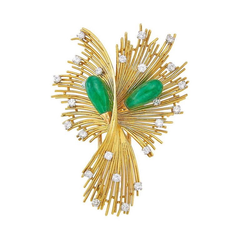 18k gold clip-brooch with jade and diamond