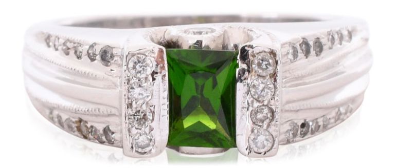 14k white gold tsavorite garnet ring