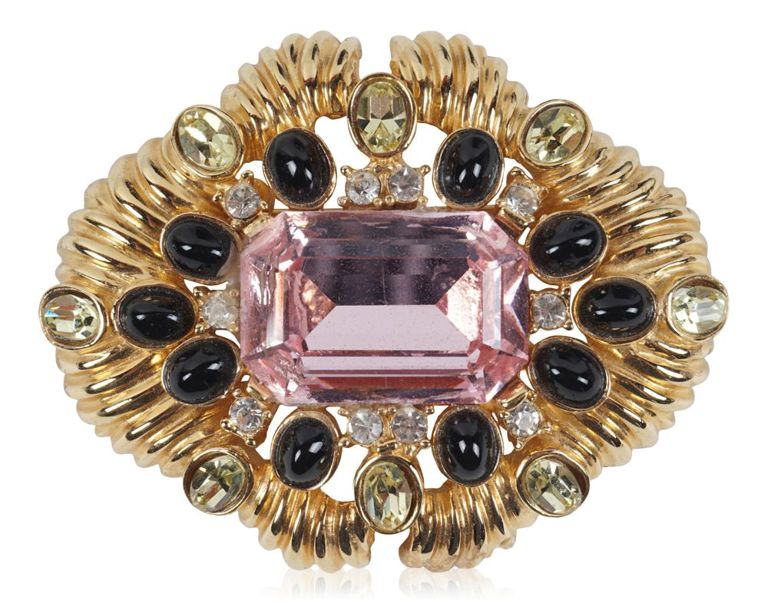 Ciner rhinestone brooch