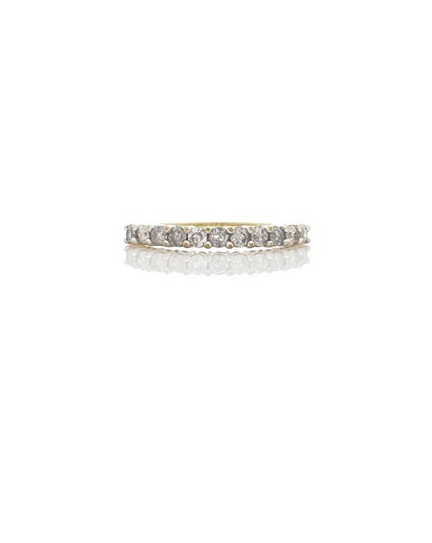 10k yellow gold diamond anniversary ring