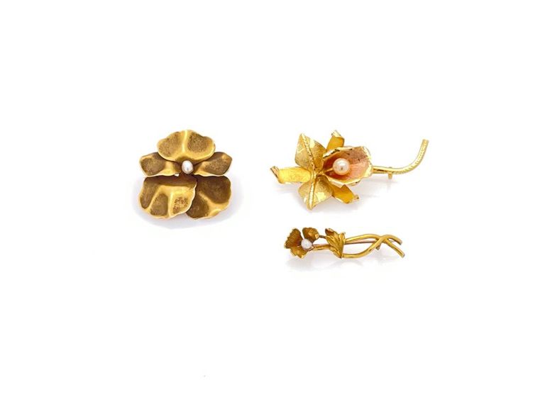 10k and 18k yellow gold pearl floral brooches