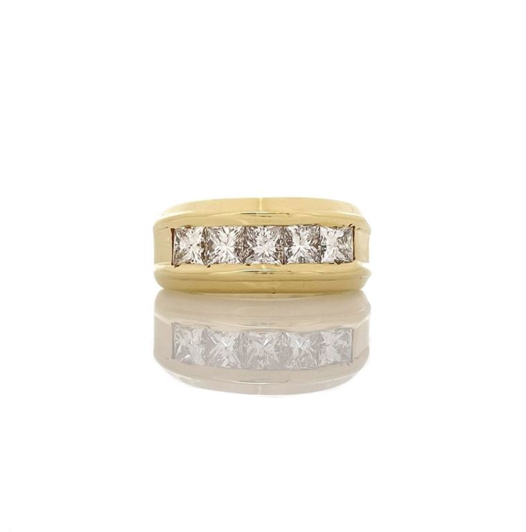 14k yellow gold five diamond ring