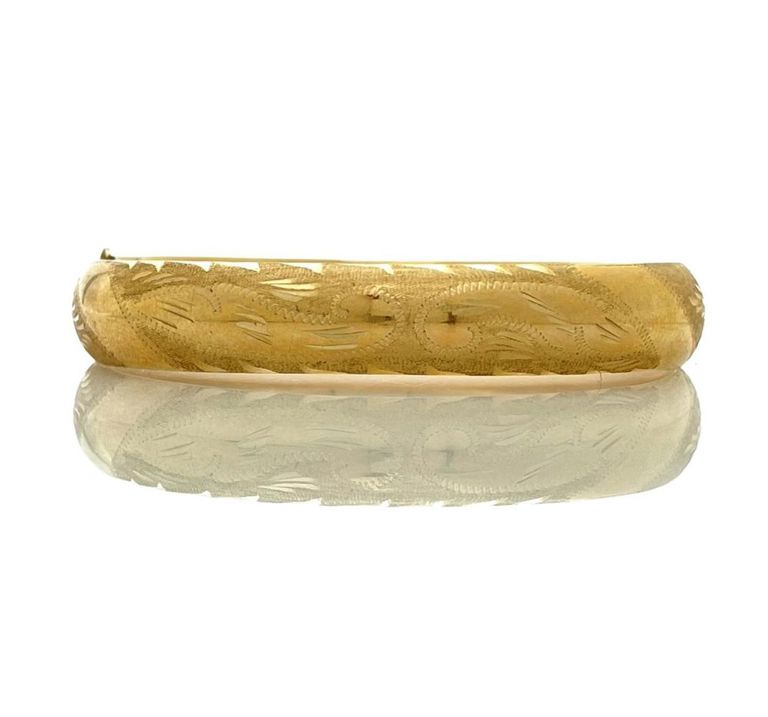 14K YELLOW GOLD ETCHED HOLLOW HINGED BRACELET