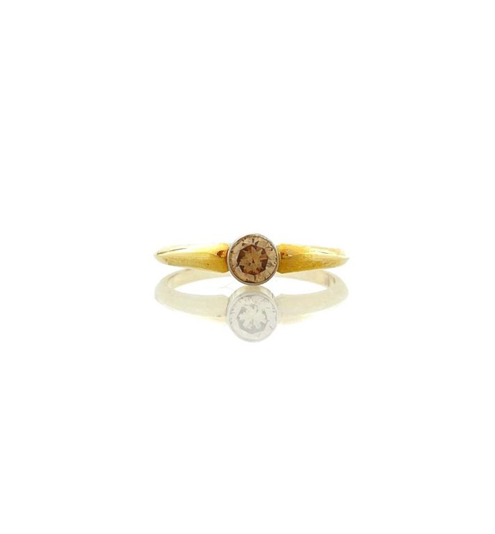 14k yellow gold diamond solitaire ring