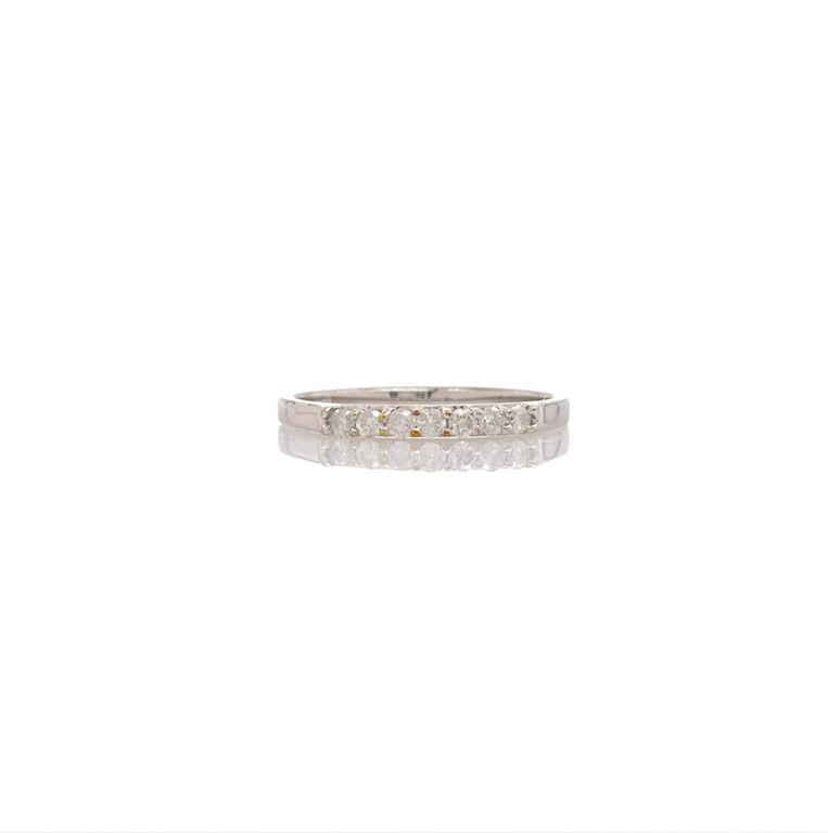 10k white gold diamond anniversary ring