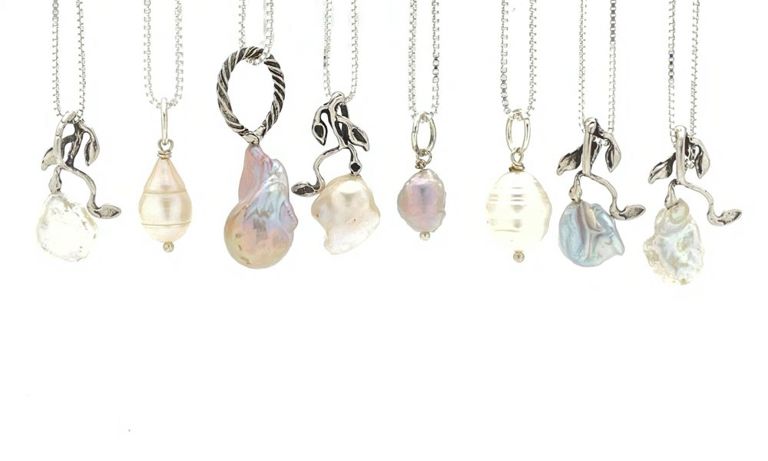 Sterling silver natural pearl pendant necklaces