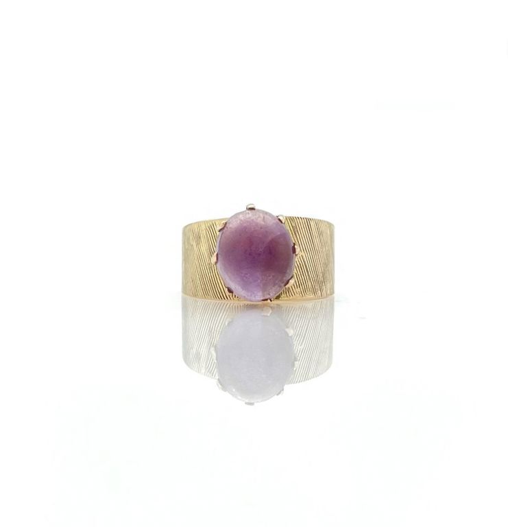 14k yellow gold amethyst cabochon ring