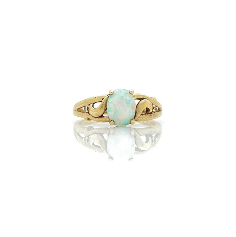 10k yellow gold opal cabochon diamond ring