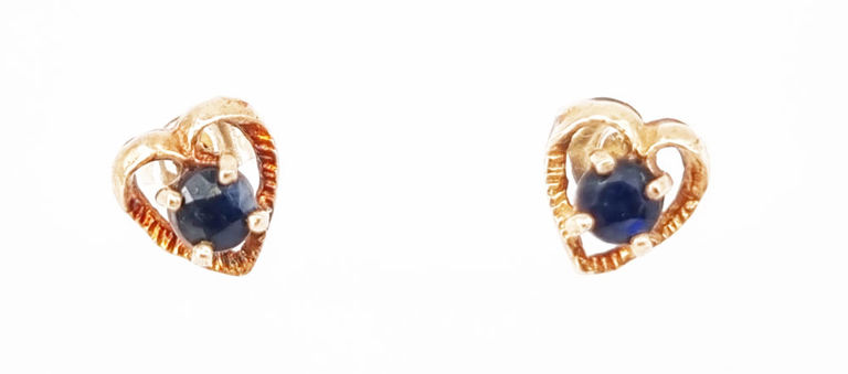 Pair of 9k gold and sapphire heart-shaped stud earrings