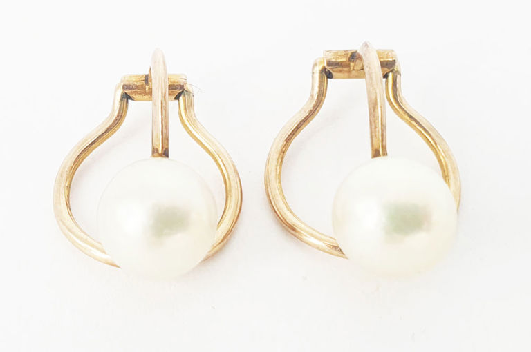 9k rose gold earrings with pearl