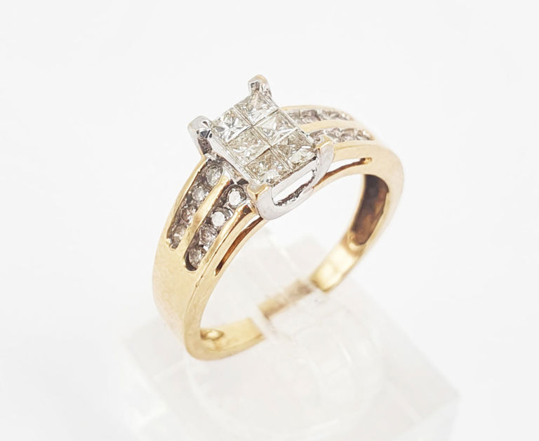 10k gold ring with diamond