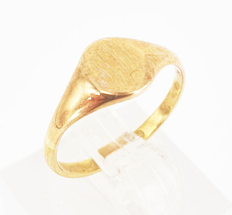 18k rose gold signet ring