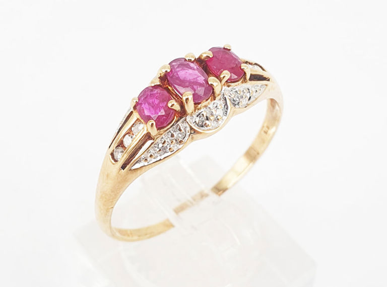 Ruby and diamond ring