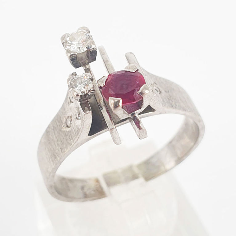 Ruby and diamond ring